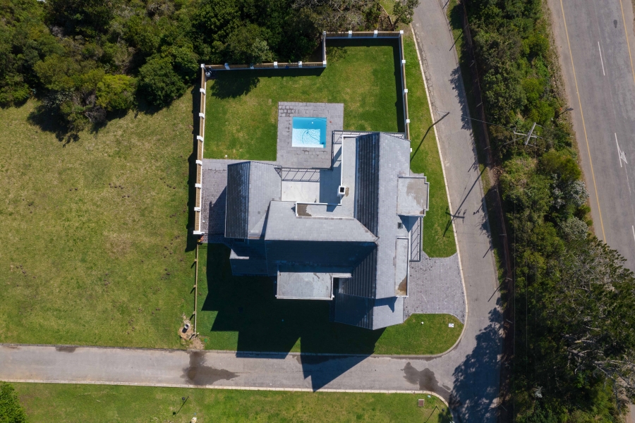 4 Bedroom Property for Sale in Kromme River Estate Eastern Cape